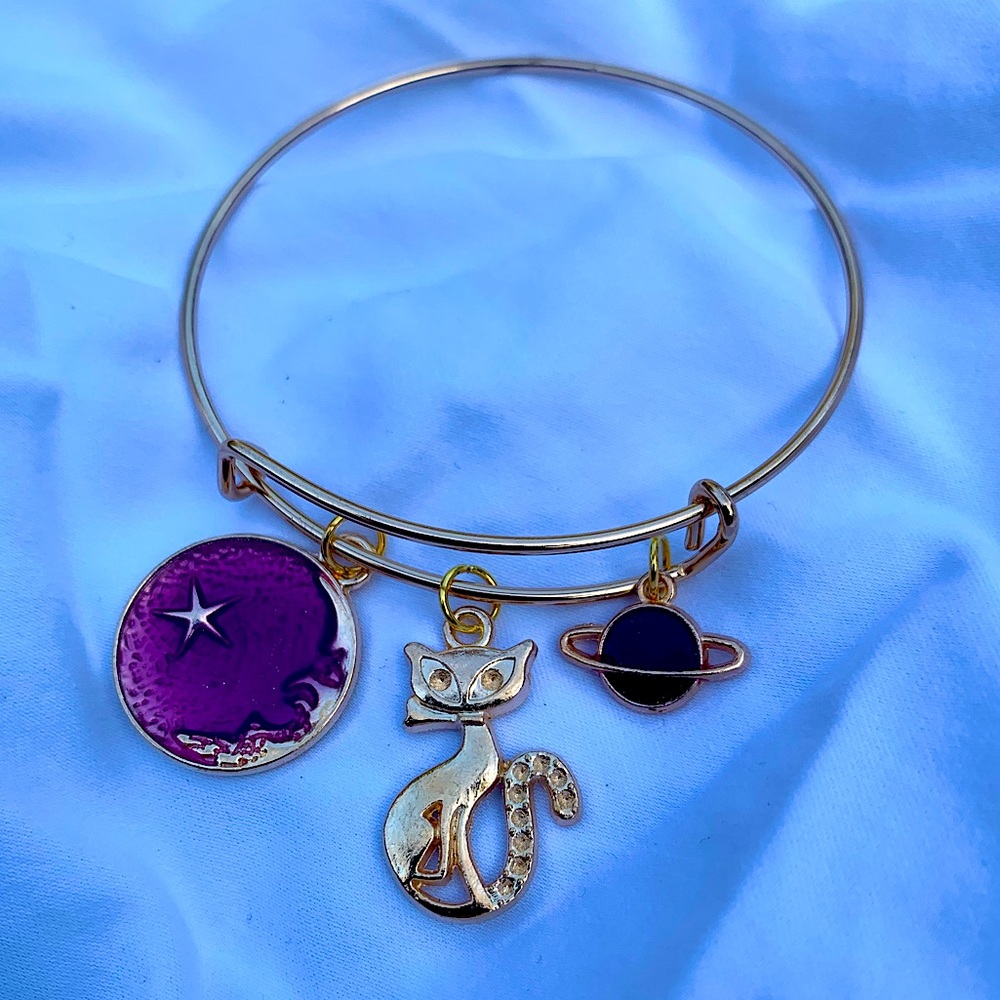 Brand New! Handmade! Adjustable Charm Bracelet